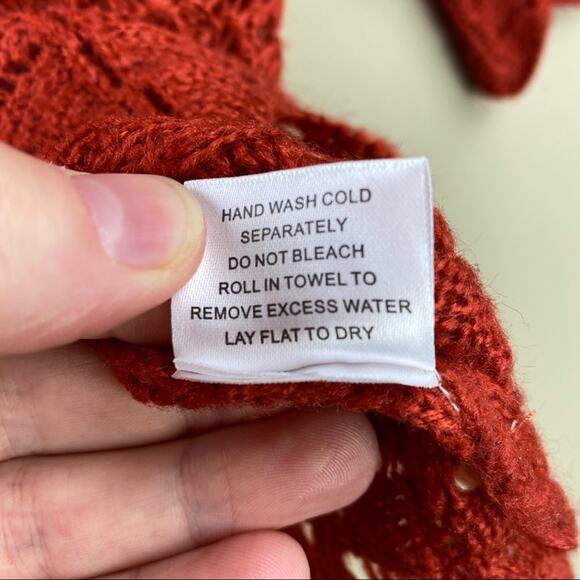 ModCloth delicate open work knit sweater size S - Picture 7 of 7